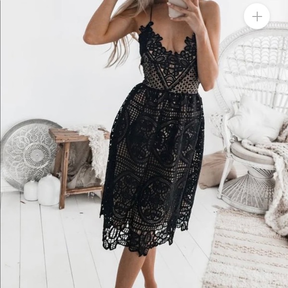 Women's Dresses Sling Lace Bare Back Dress - Picture 1 of 3